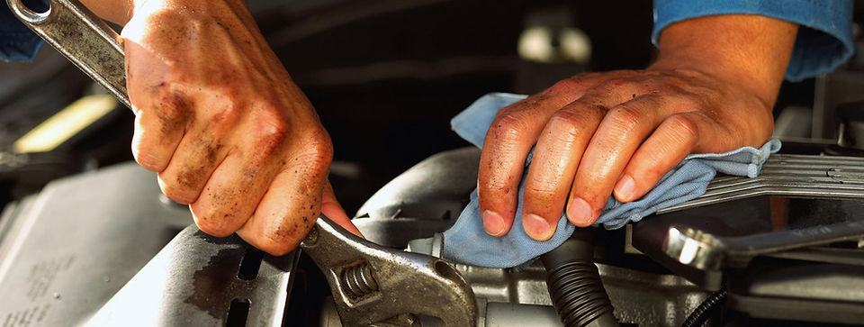 Oil change service at Catoosa Kwik Lube